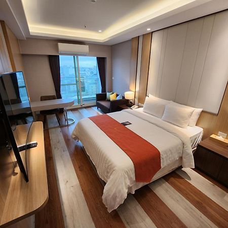 Bentley Hotel Zhongli Extérieur photo