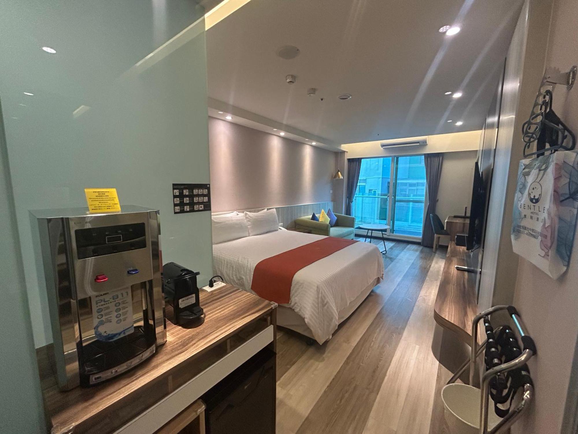 Bentley Hotel Zhongli Extérieur photo