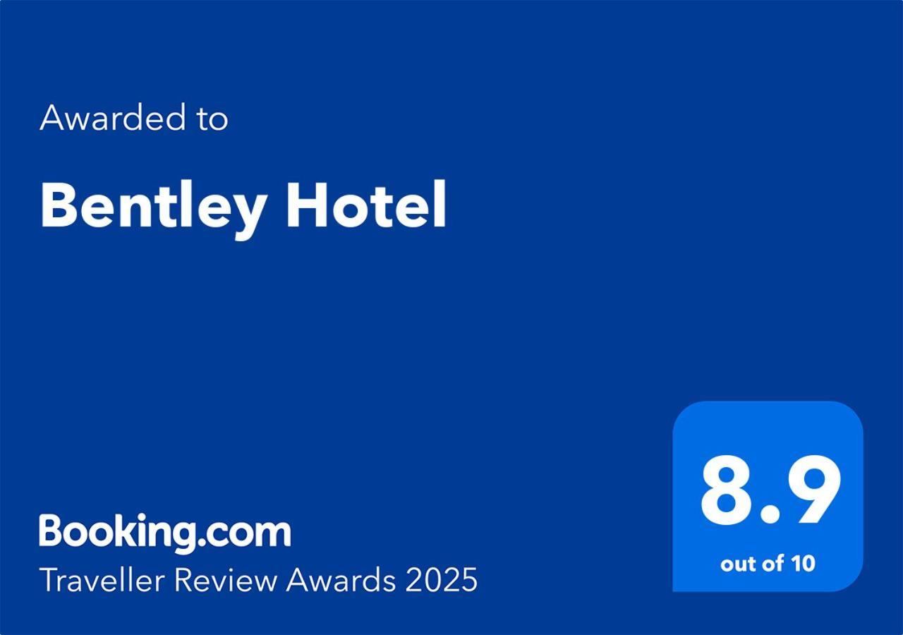 Bentley Hotel Zhongli Extérieur photo